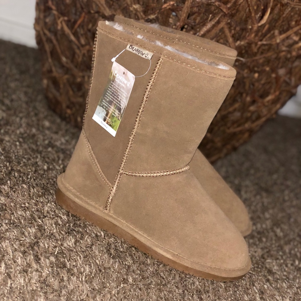 BearPaw Women's Emma Short Snow Boots